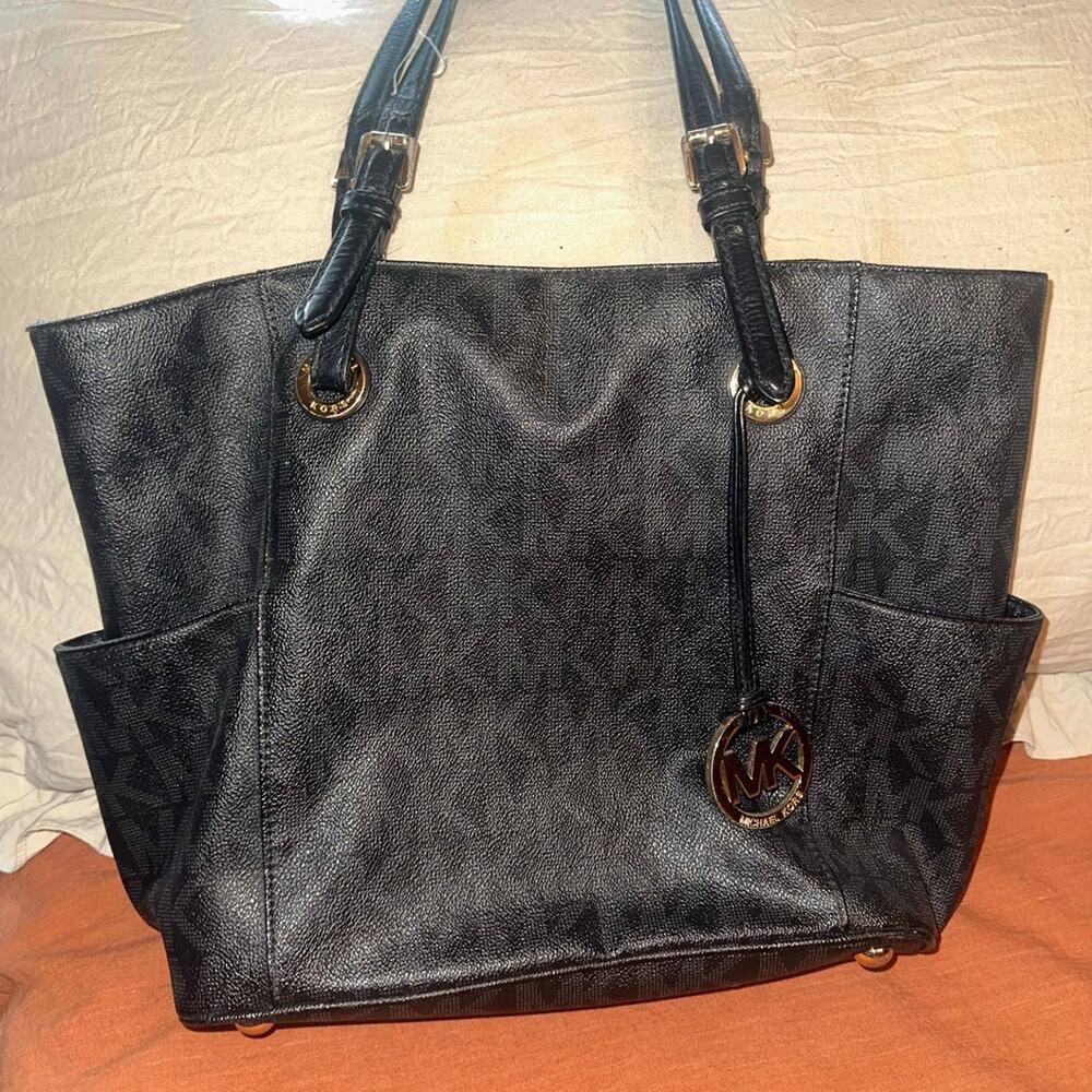 Michael Kors Tote